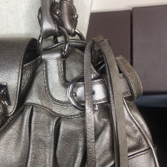 SALVATORE FERRAGAMO Gancini Metallic Silver Grey Leather Hand Bag Like New Cndtn - Picture 12 of 17